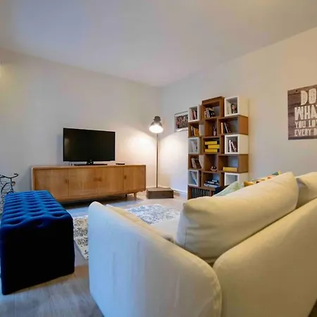 Casa De Esrita דירה *